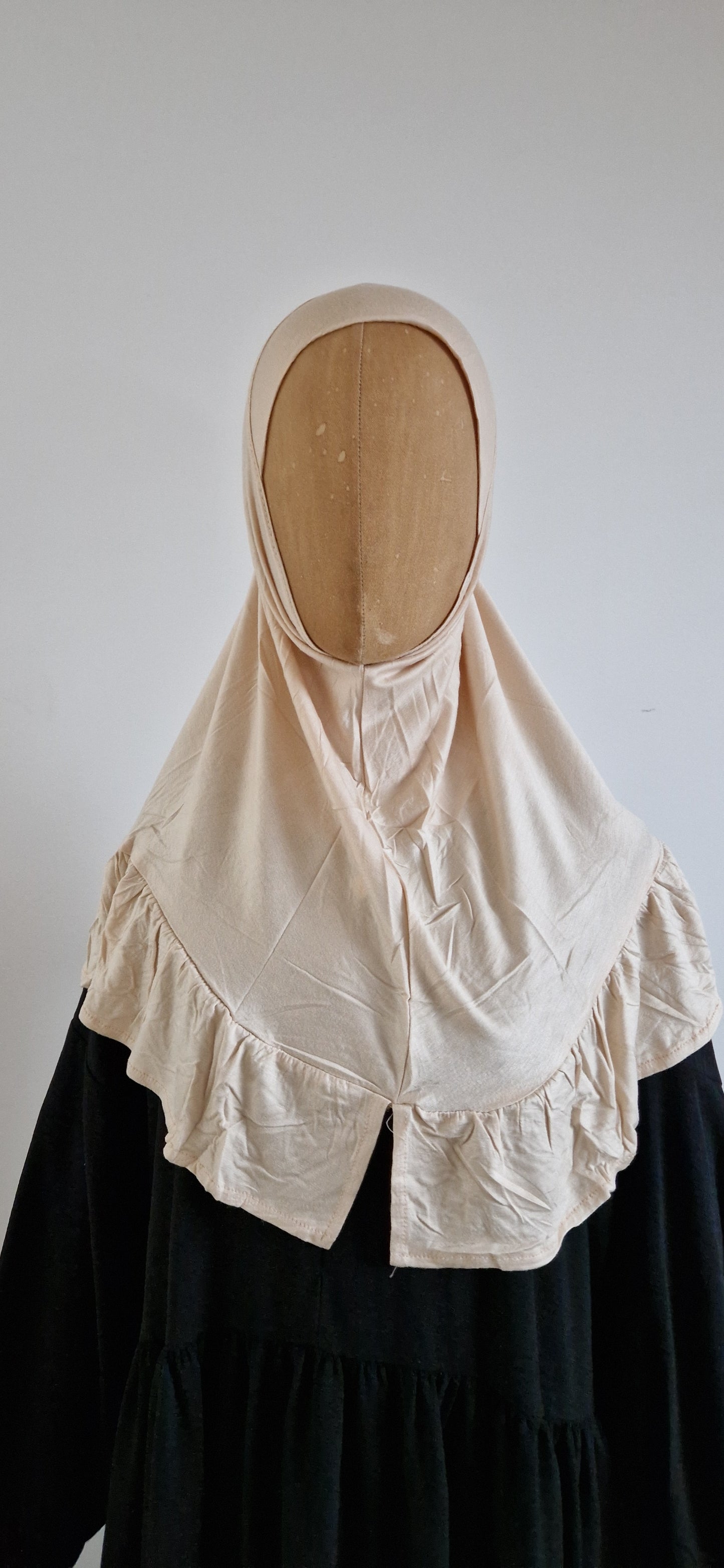 Kinderhijab mit Rüschen